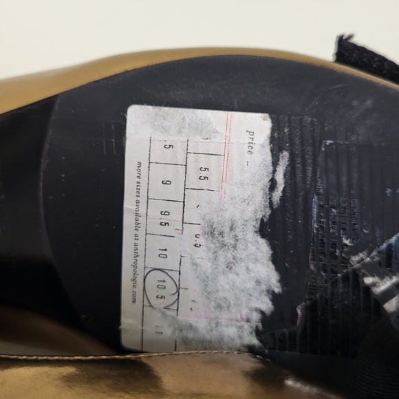 ANTHROPOLOGY Elysess Flats Womens 10.5 Gold Black Bow Patent Pointed Toe - Picture 7 of 12